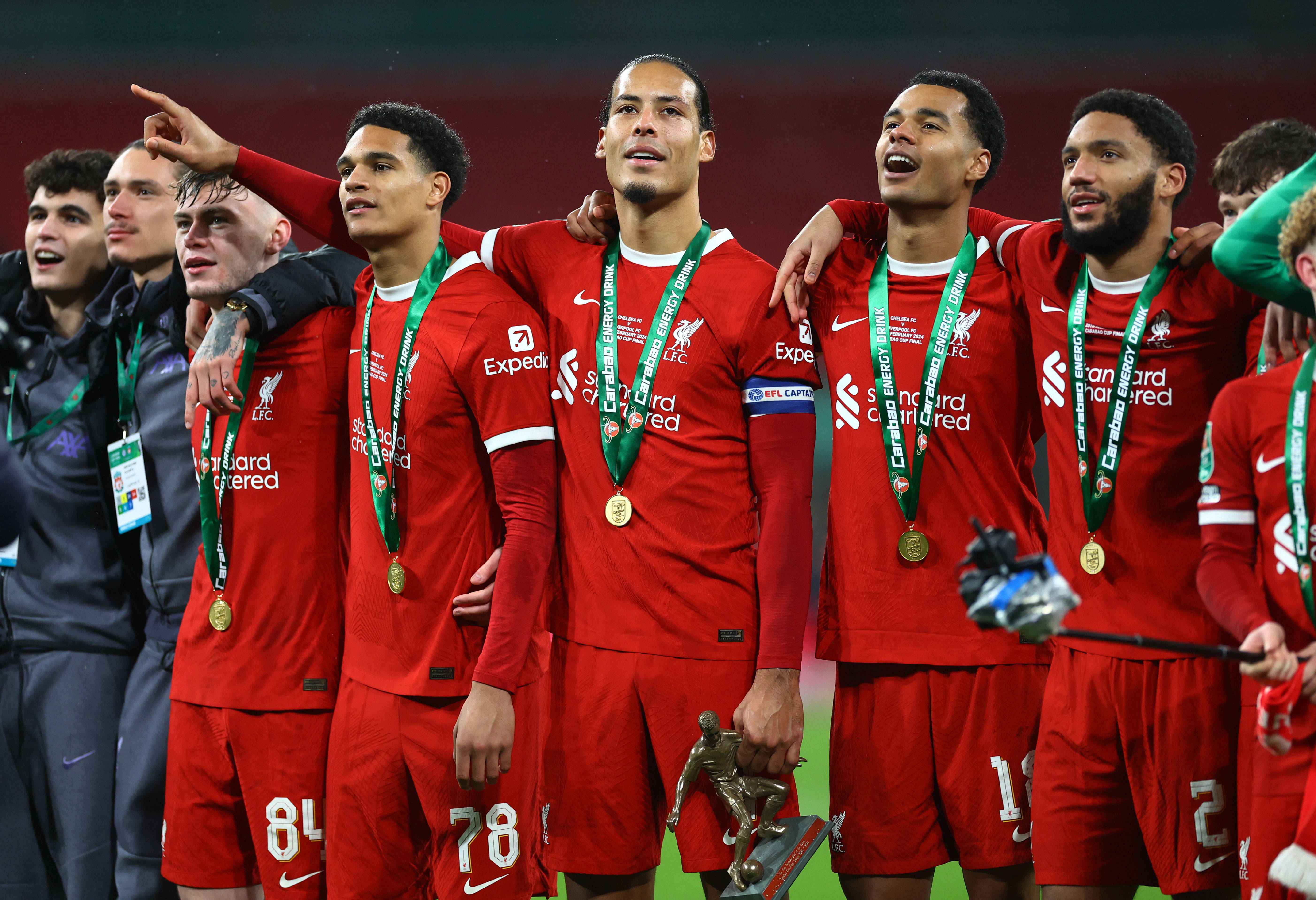 晋级下一阶段引发热议！，梅西在利物浦比赛中出色防守气势如虹延续的简单介绍