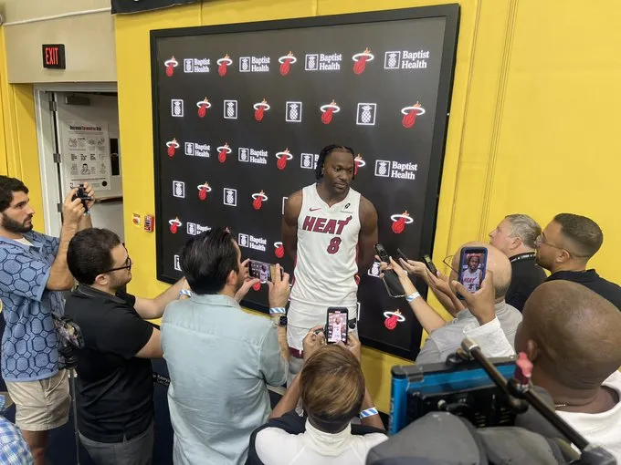 爱游戏-包含赛前迈阿密热火备战欧超杯；主帅复盘细节曝光；更衣室稳定；团队化学反应显著的词条-爱游戏